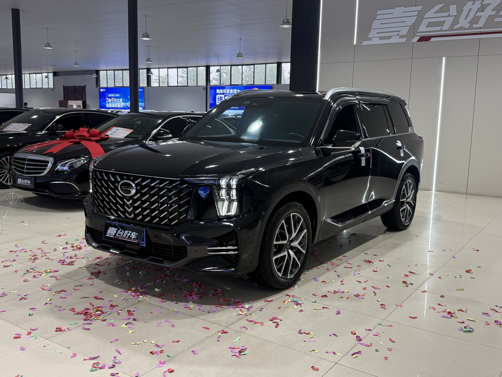 2022 GAC Trumpchi GS8 - 2022 SUV, pre-owned car for export from China