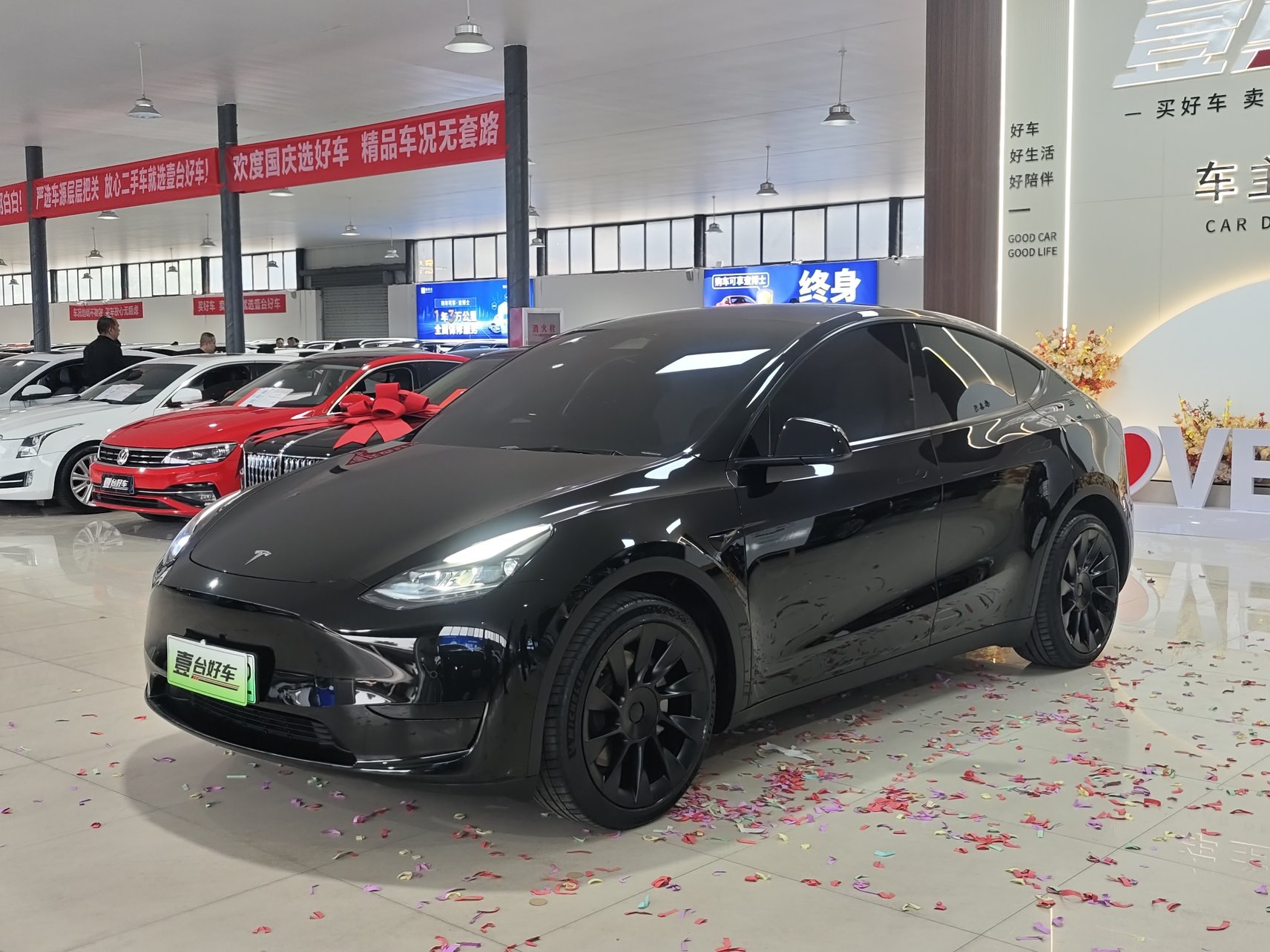 2022 Tesla Model Y - 2022 SUV, pre-owned car for export from China