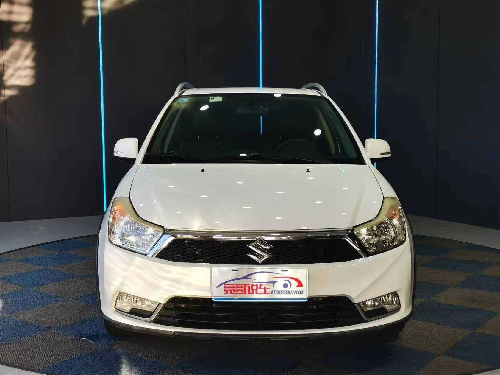 2015 Suzuki SX4 - 2015 Hatchback, pre-owned car for export from China