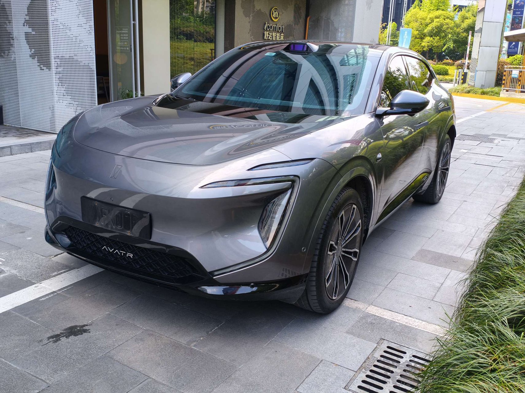 2024 AVATR 07 - 2024 SUV, pre-owned car for export from China