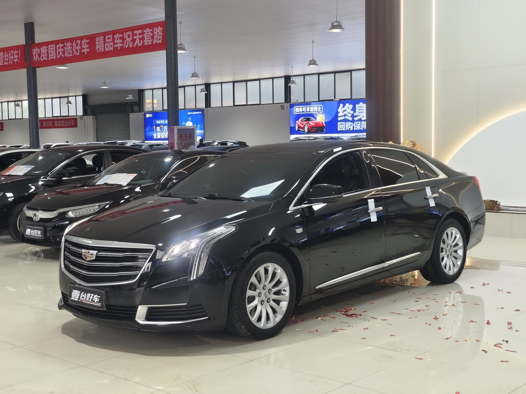 2019 Cadillac XTS - 2019 Sedan, pre-owned car for export from China