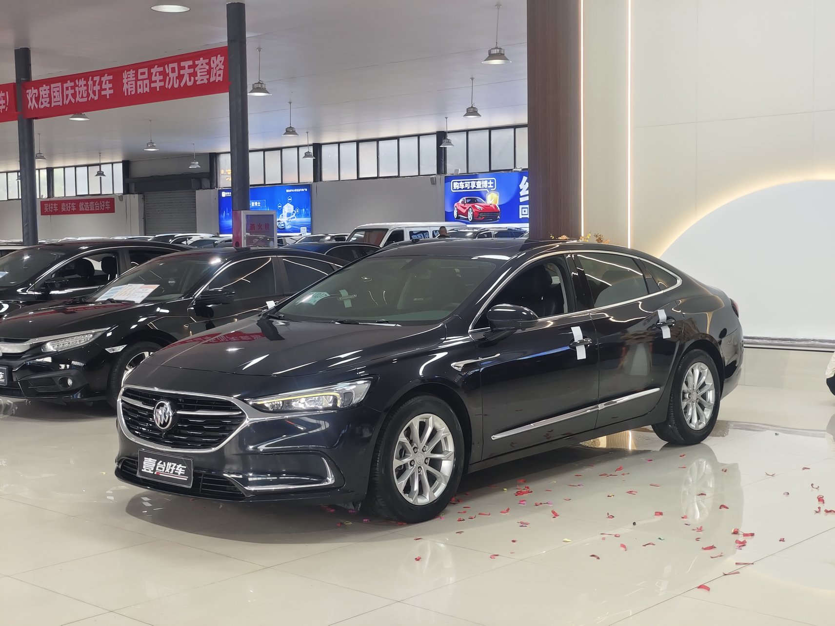 2020 Buick LaCrosse - 2020 Sedan, pre-owned car for export from China
