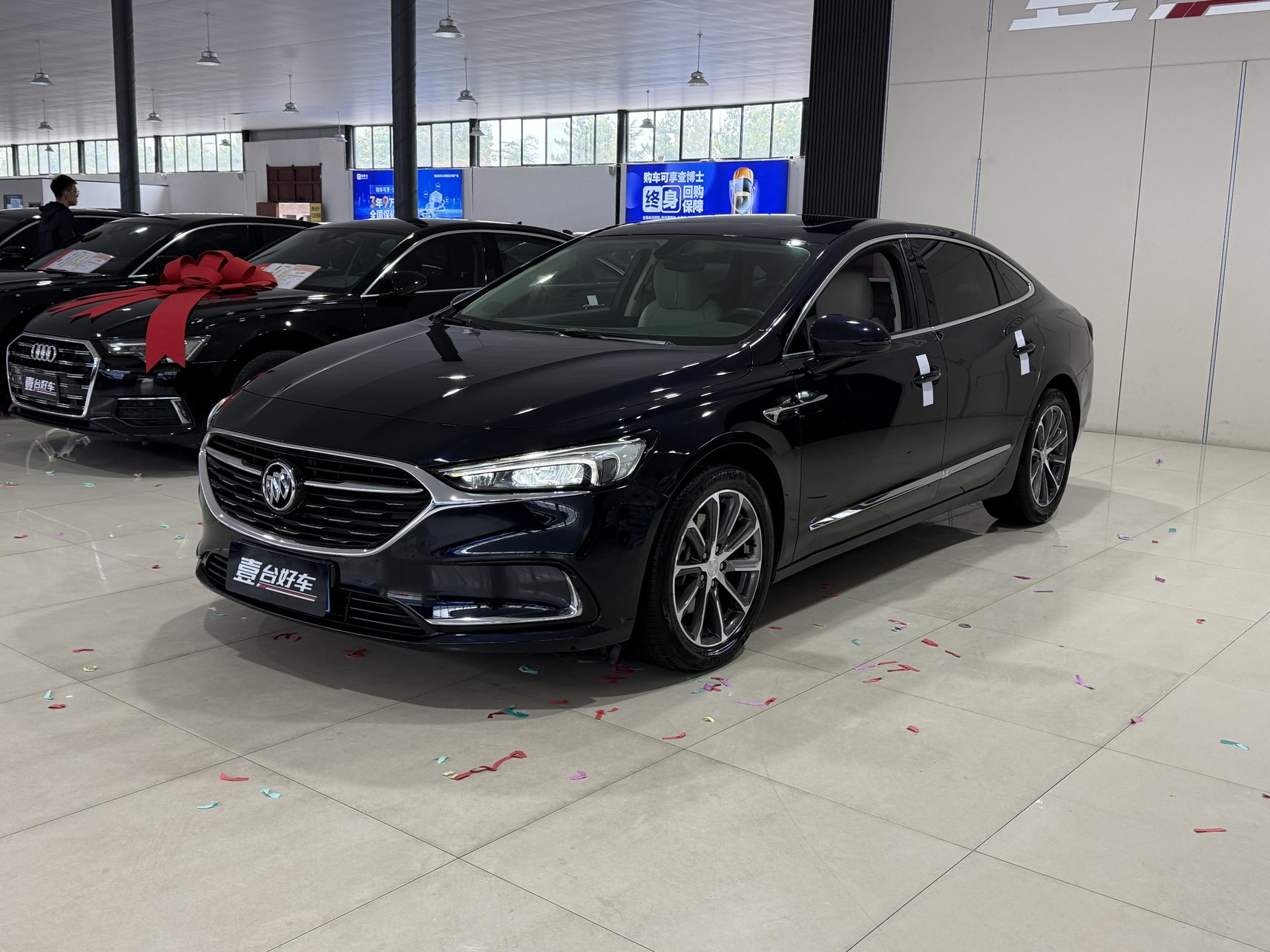 2020 Buick LaCrosse - 2020 Sedan, pre-owned car for export from China