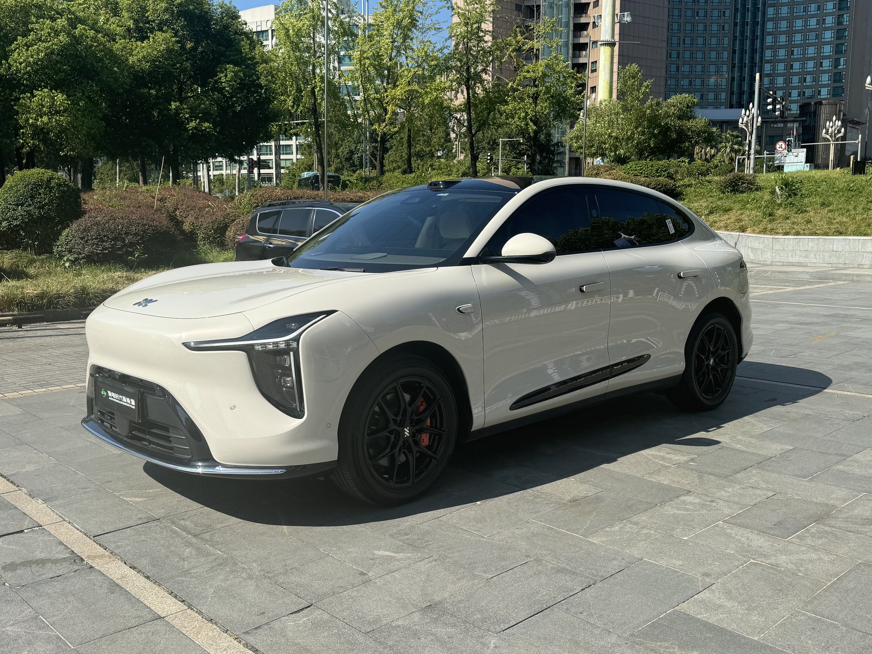 2025 IM Motors LS6 - 2025 SUV, pre-owned car for export from China
