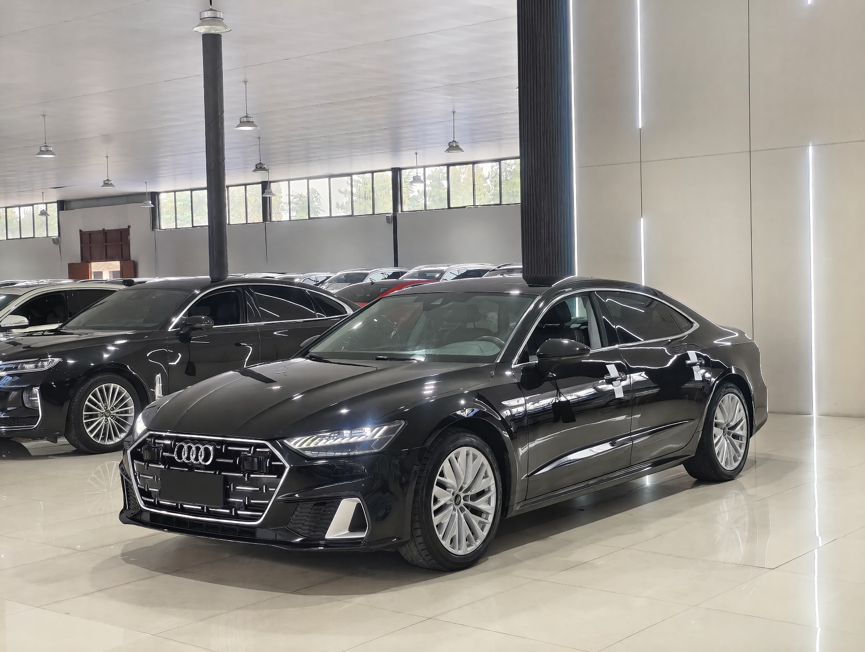 2023 Audi A7L - 2023 SUV, pre-owned car for export from China