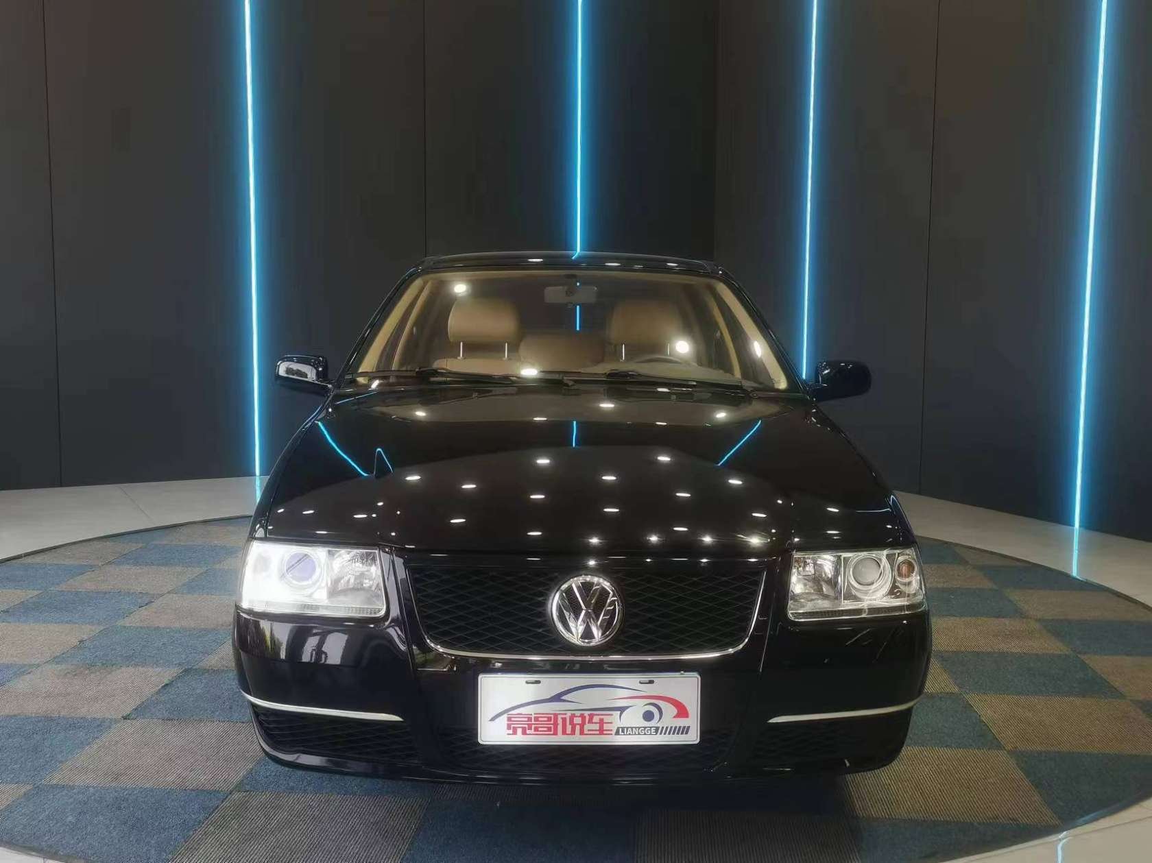 2012 Volkswagen Santana Zhijun - 2012 Sedan, pre-owned car for export from China