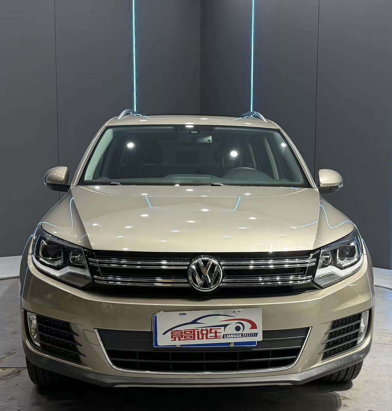 2016 Volkswagen Tiguan - 2016 SUV, pre-owned car for export from China