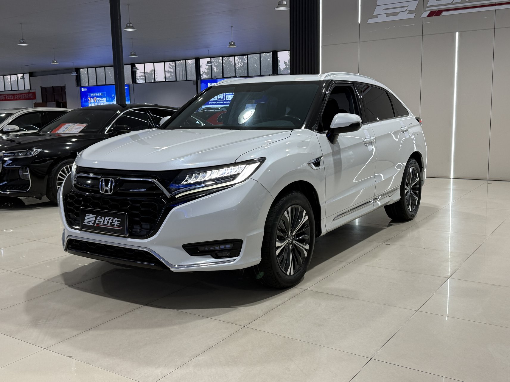 2023 Honda UR-V - 2023 SUV, pre-owned car for export from China