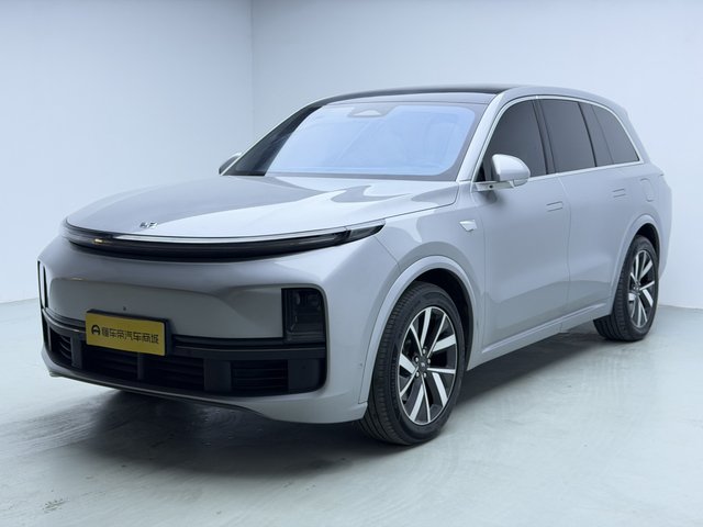 2022 Li Auto L8 - 2022 SUV, pre-owned car for export from China