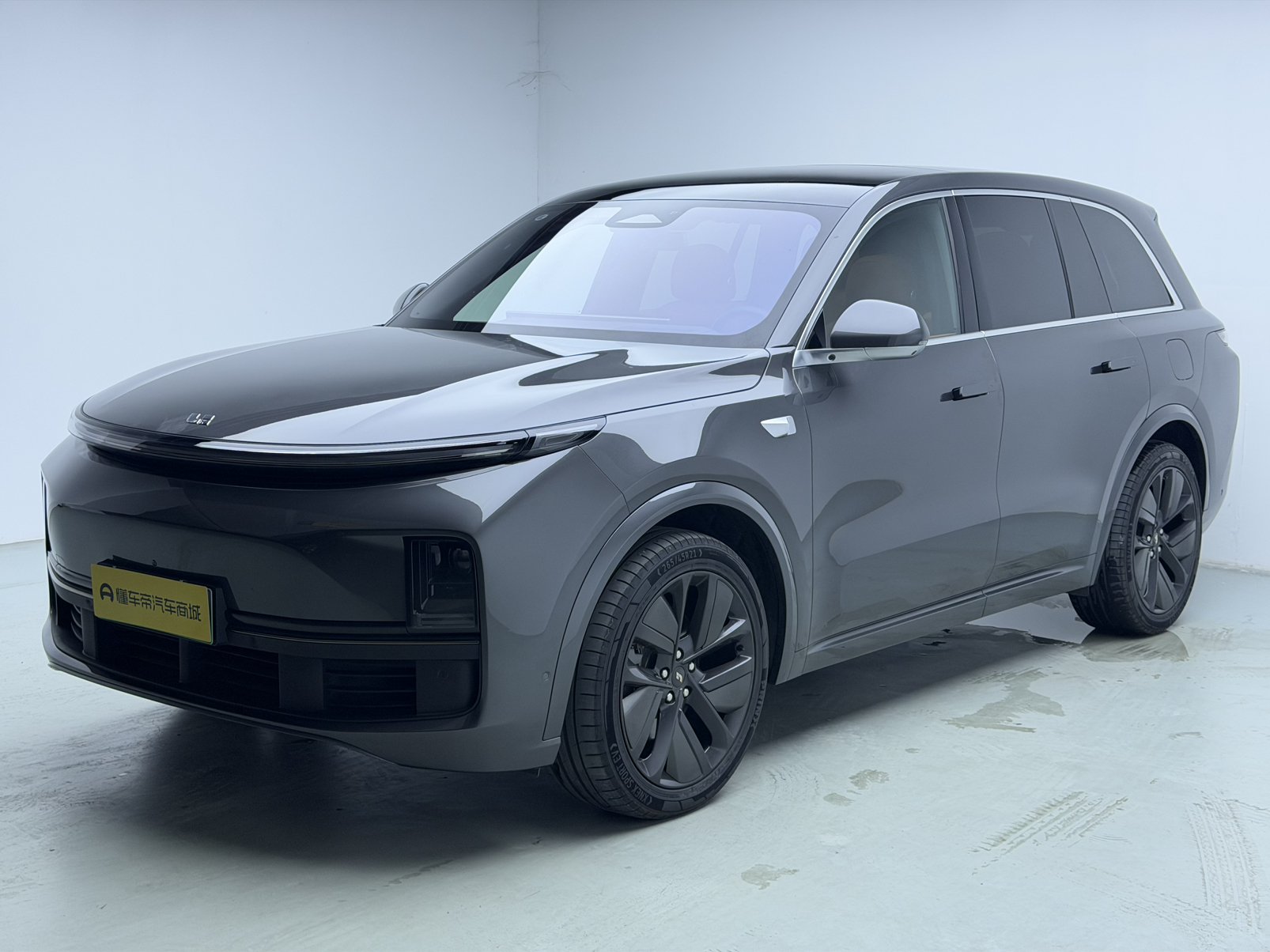 2022 Li Auto L8 - 2022 SUV, pre-owned car for export from China