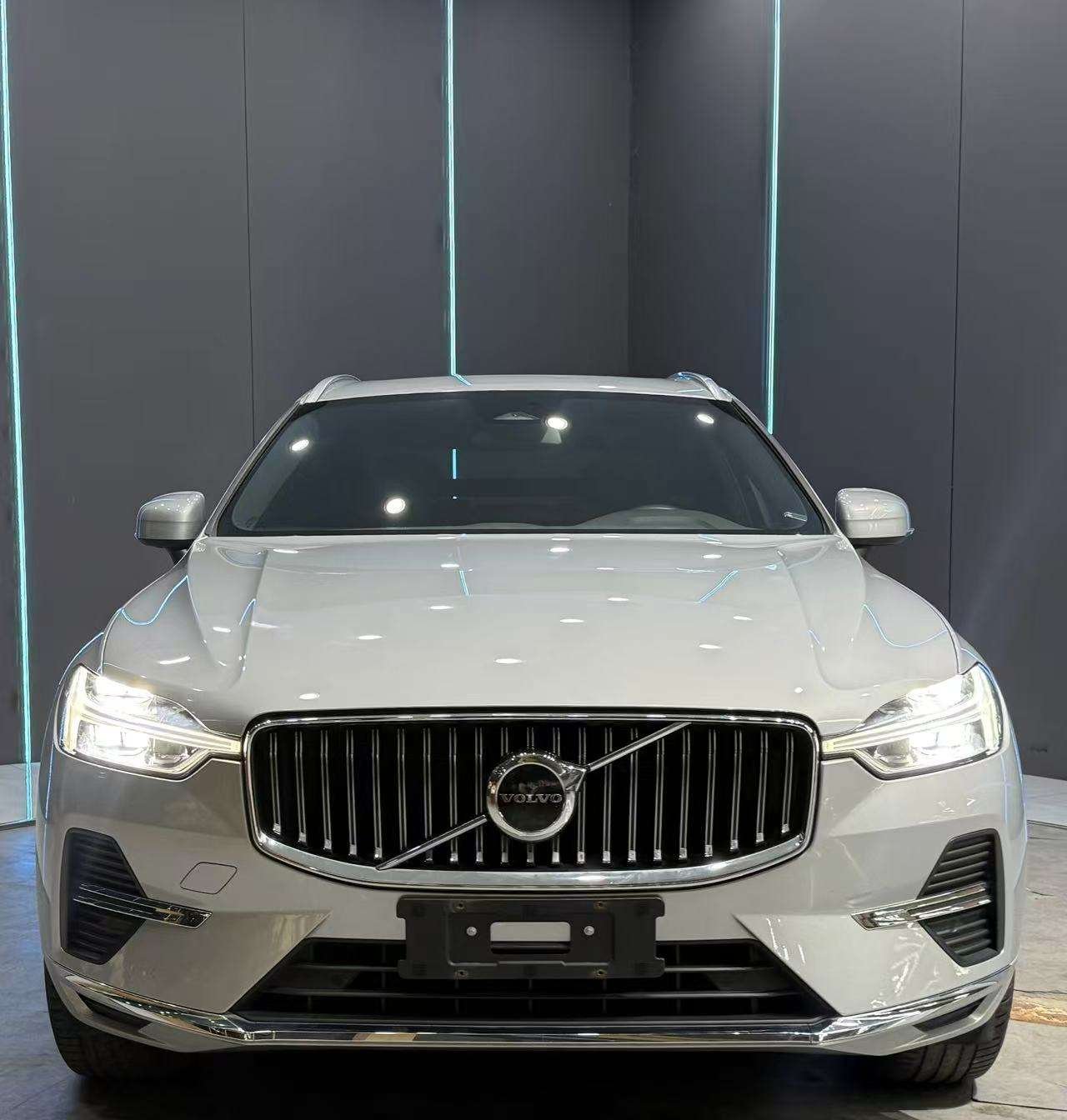 2021 Volvo XC60 - 2021 SUV, pre-owned car for export from China