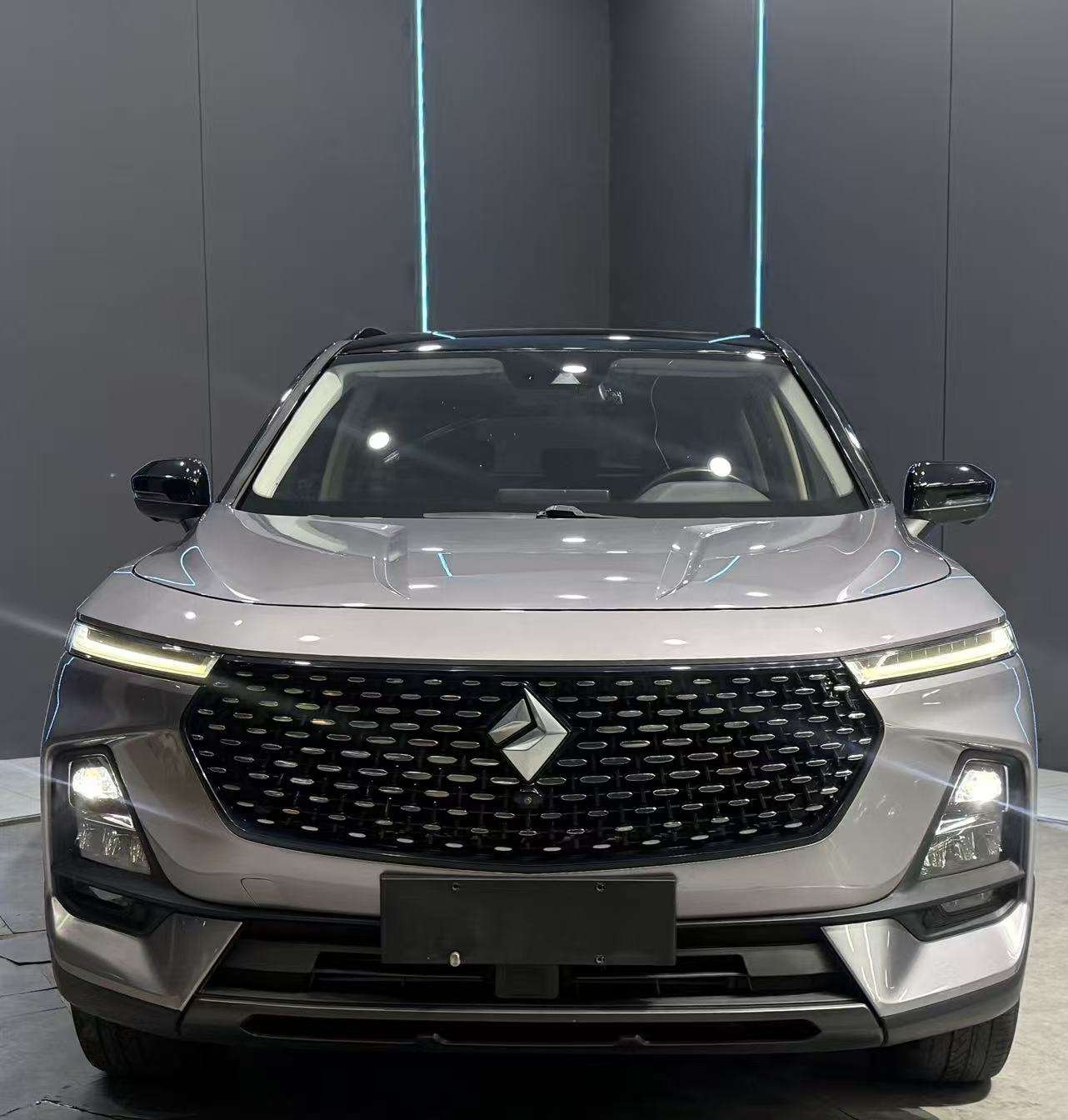 2020 Baojun RS-5 - 2020 SUV, pre-owned car for export from China