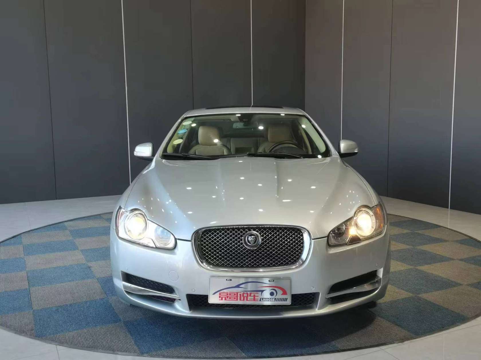 2008 Jaguar XF - 2008 Sedan, pre-owned car for export from China