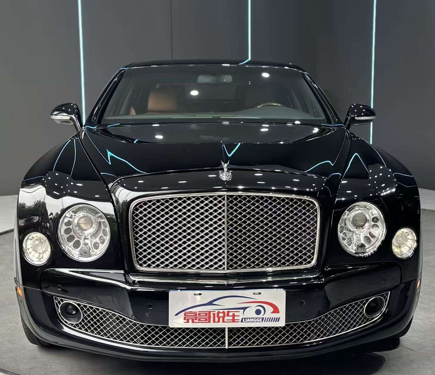 2011 Bentley Mulsanne - 2011 Sedan, pre-owned car for export from China
