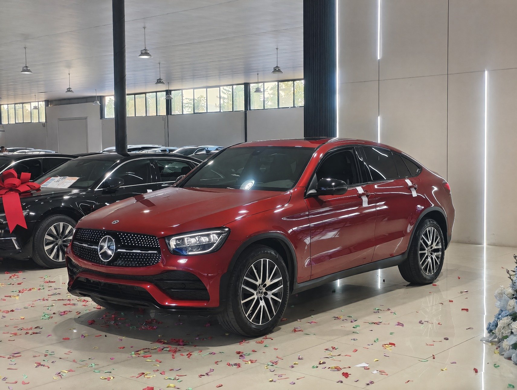 2022 Mercedes-Benz GLC Coupe - 2022 SUV, pre-owned car for export from China