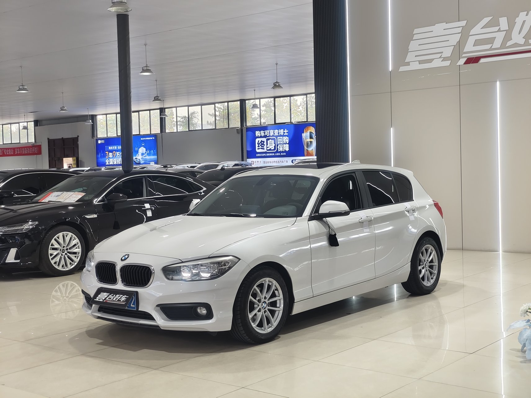 2016 BMW 1 Series - 2016 Hatchback, pre-owned car for export from China