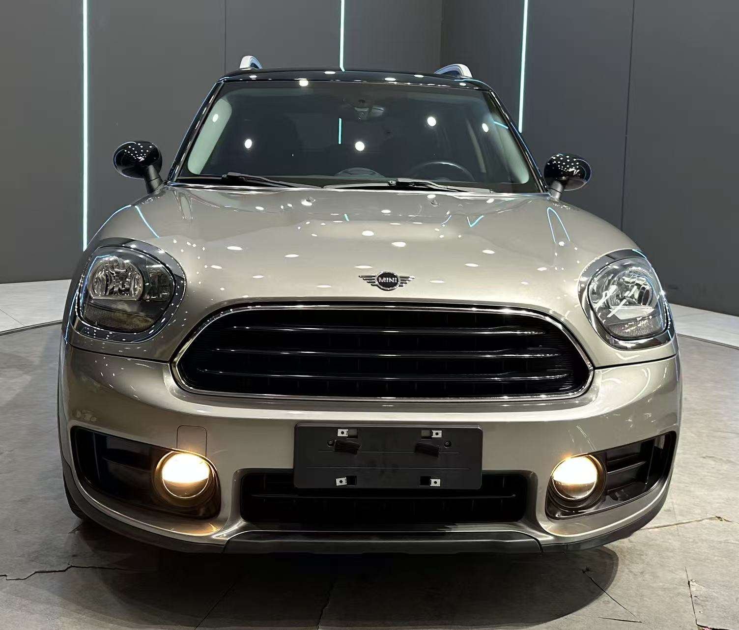 2019 MINI COUNTRYMAN - 2019 SUV, pre-owned car for export from China