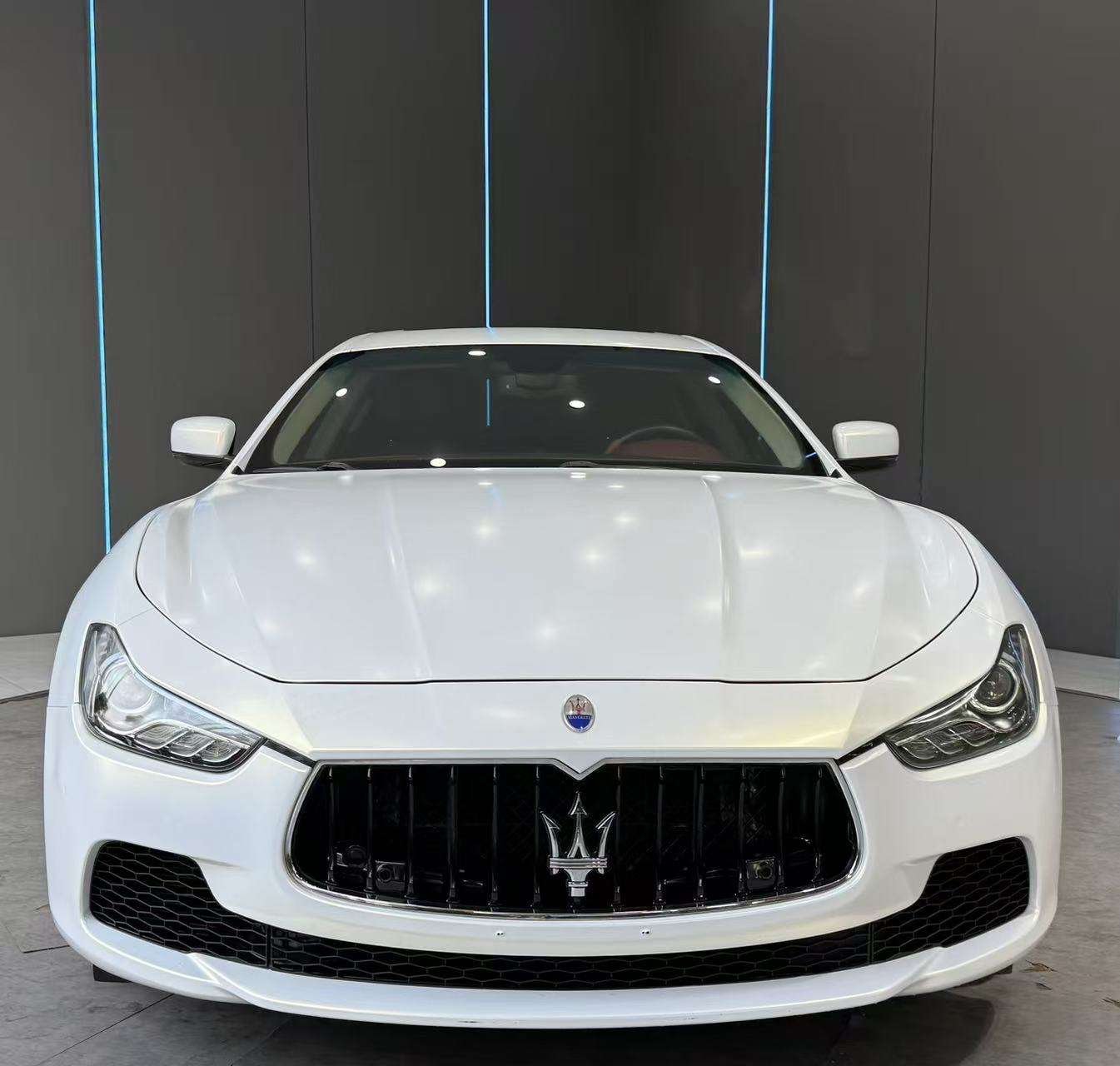 2016 Maserati Ghibli - 2016 Sedan, pre-owned car for export from China